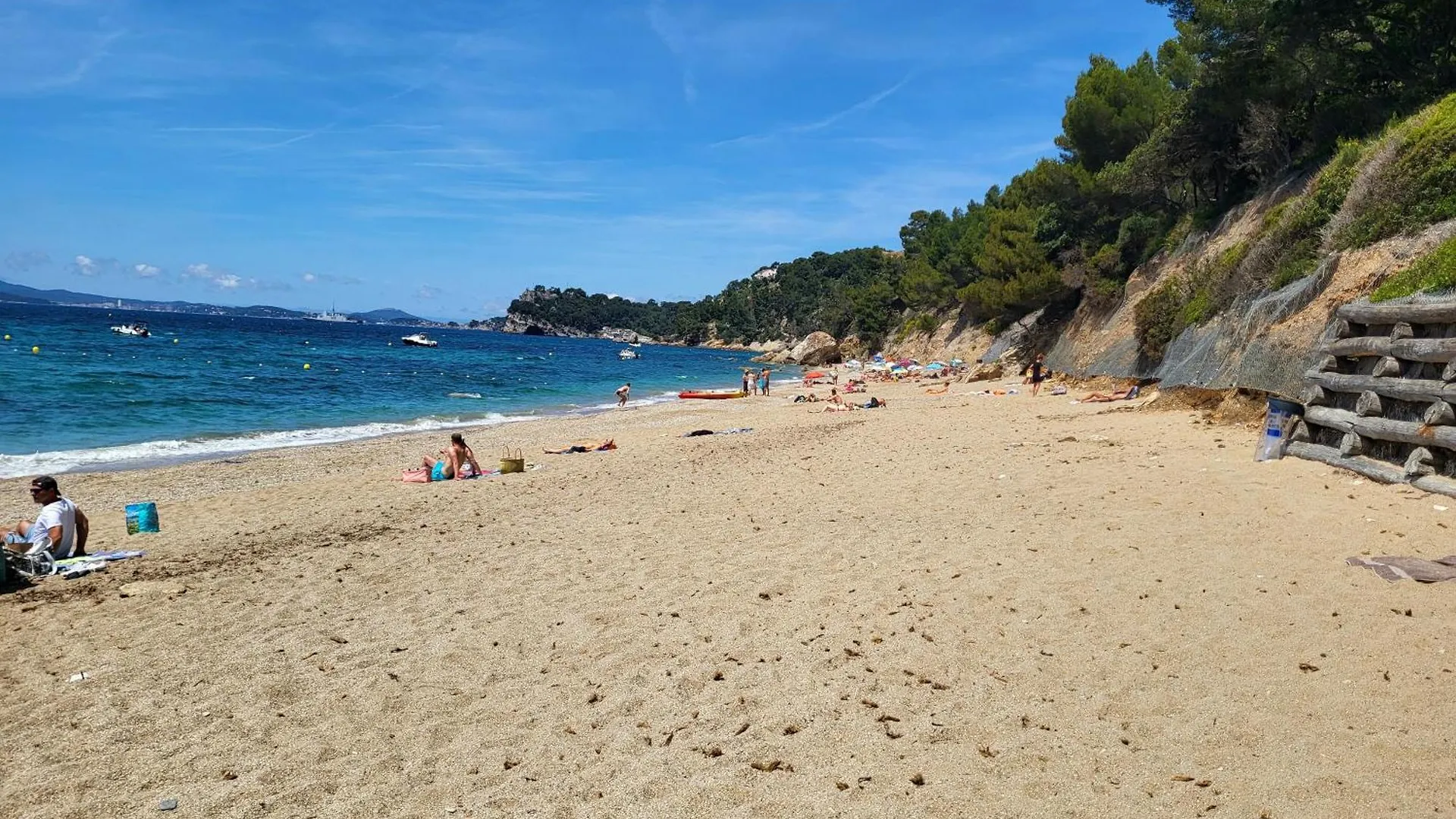 Studio A 400 M De La Plage Le Pradet Apartment