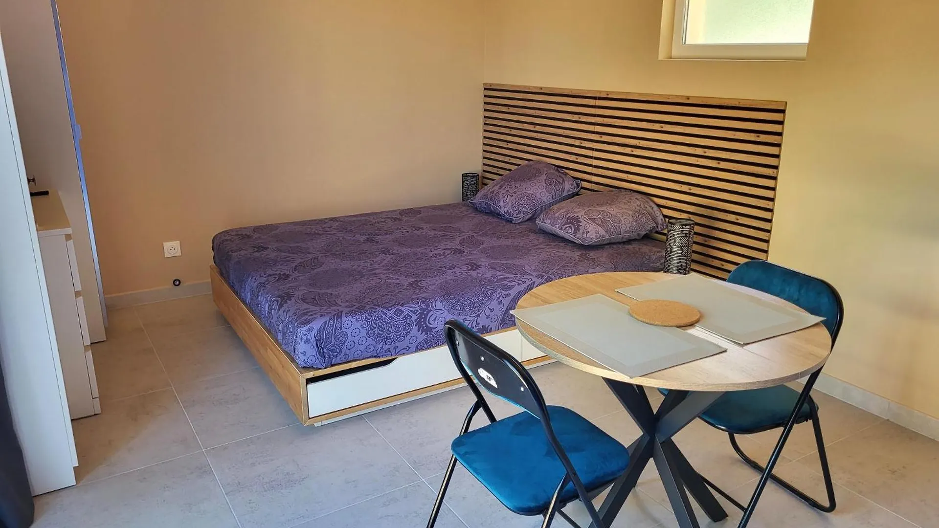Studio A 400 M De La Plage Le Pradet France